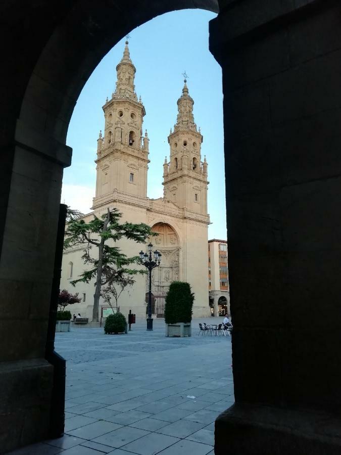 Apartamento Turistico Santiago Logrono Ngoại thất bức ảnh